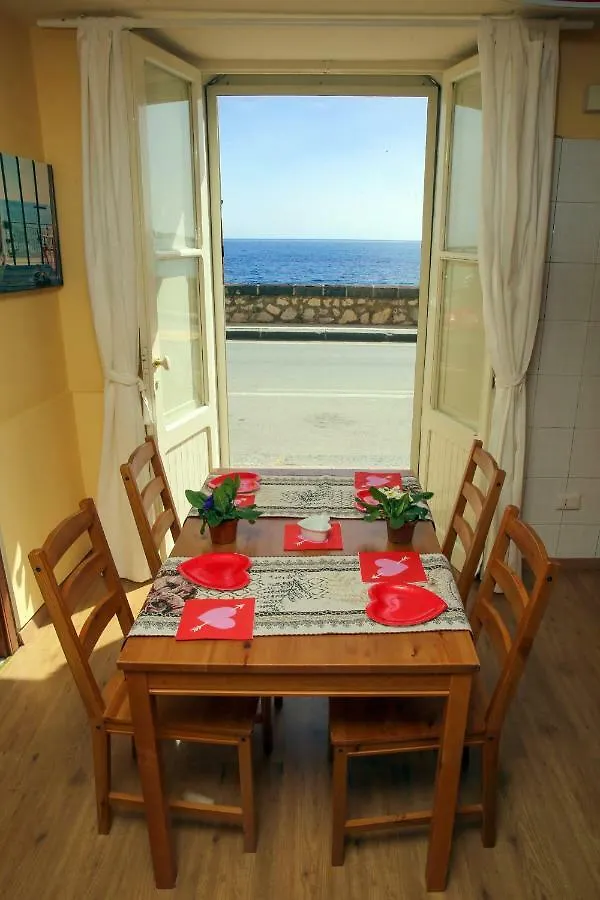 Taorminaxos Lägenhet Giardini Naxos Italien