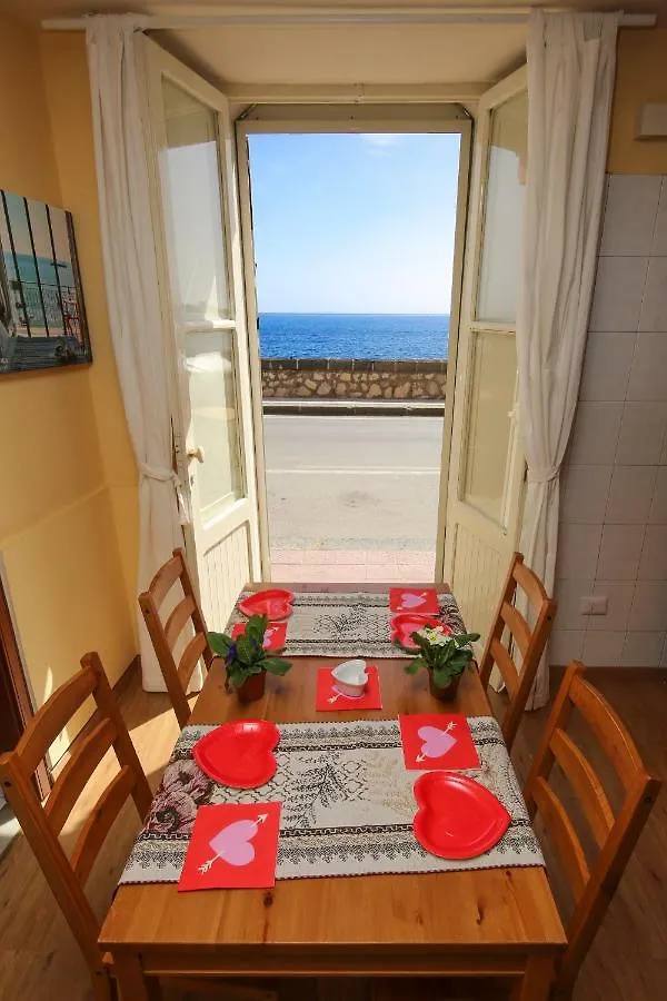Taorminaxos Lägenhet Giardini Naxos